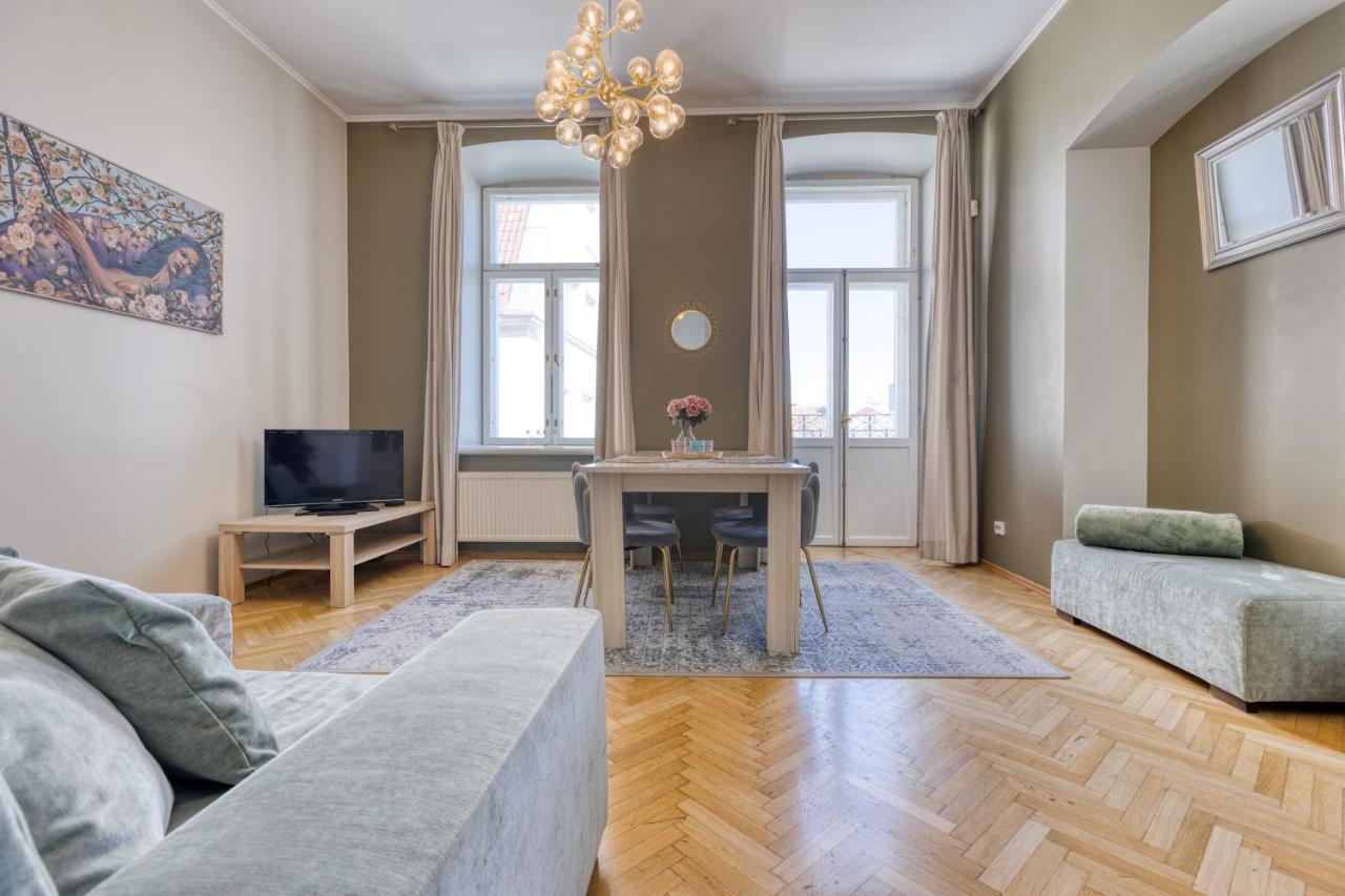 Historic Residence Apartments At Old Town Tallin Exterior foto