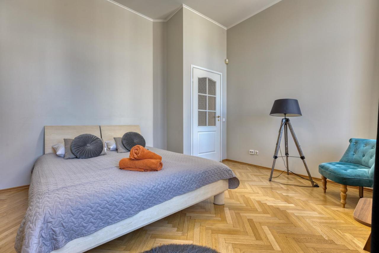 Historic Residence Apartments At Old Town Tallin Exterior foto