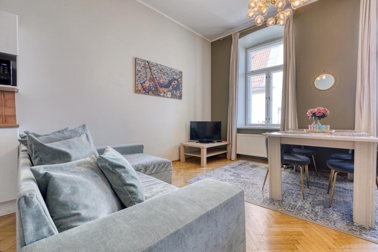 Historic Residence Apartments At Old Town Tallin Exterior foto